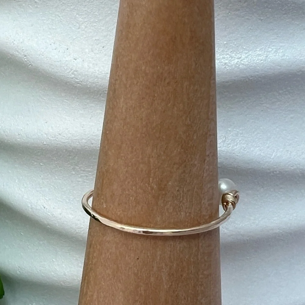 Freshwater Pearls with Green Quartz Gold Ring